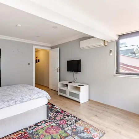 Handmade Apartment